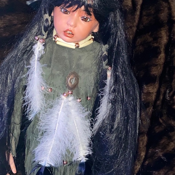 Life size porcelain doll - Picture 3 of 3